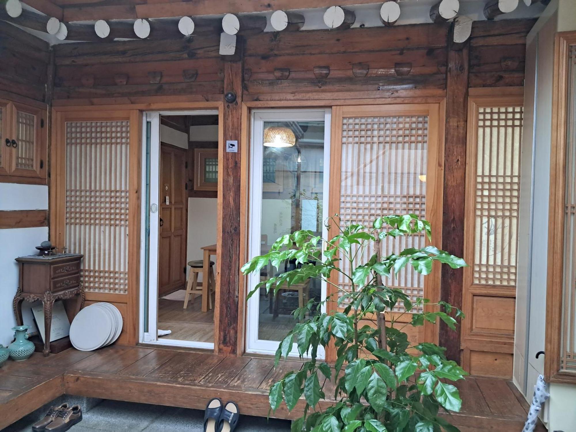 Hanok Guesthouse Nuha Seoel Buitenkant foto