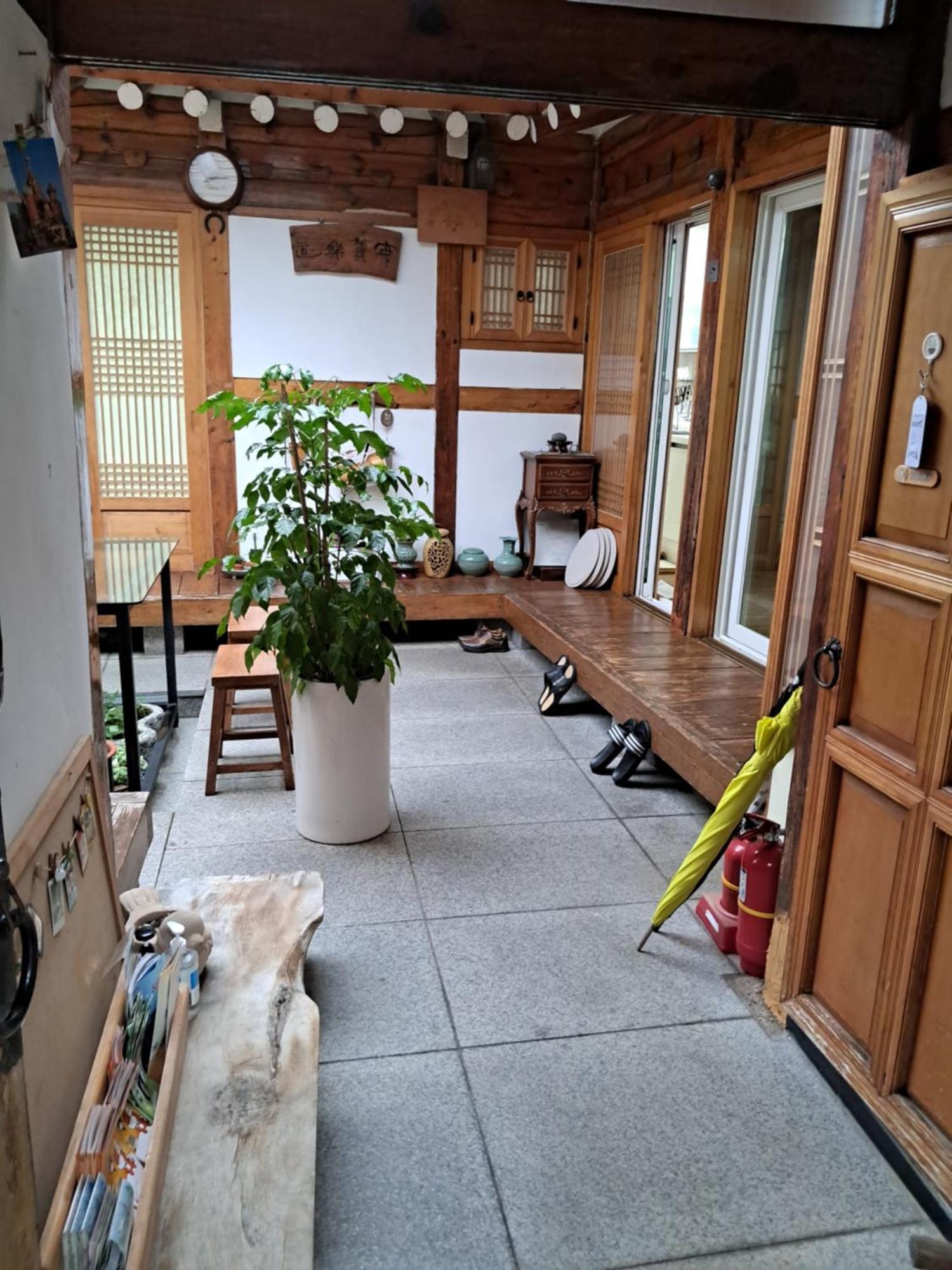 Hanok Guesthouse Nuha Seoel Buitenkant foto